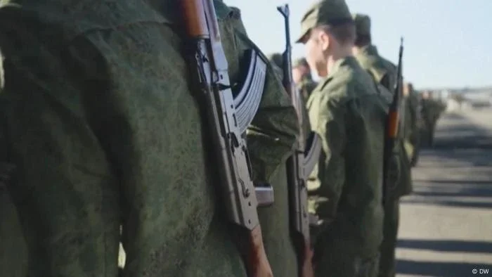 Desertores russos encontram refúgio na França