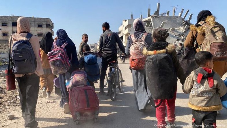 Comitê da ONU acusa Israel de genocídio em Gaza; chefe da diplomacia da UE propõe suspender diálogo