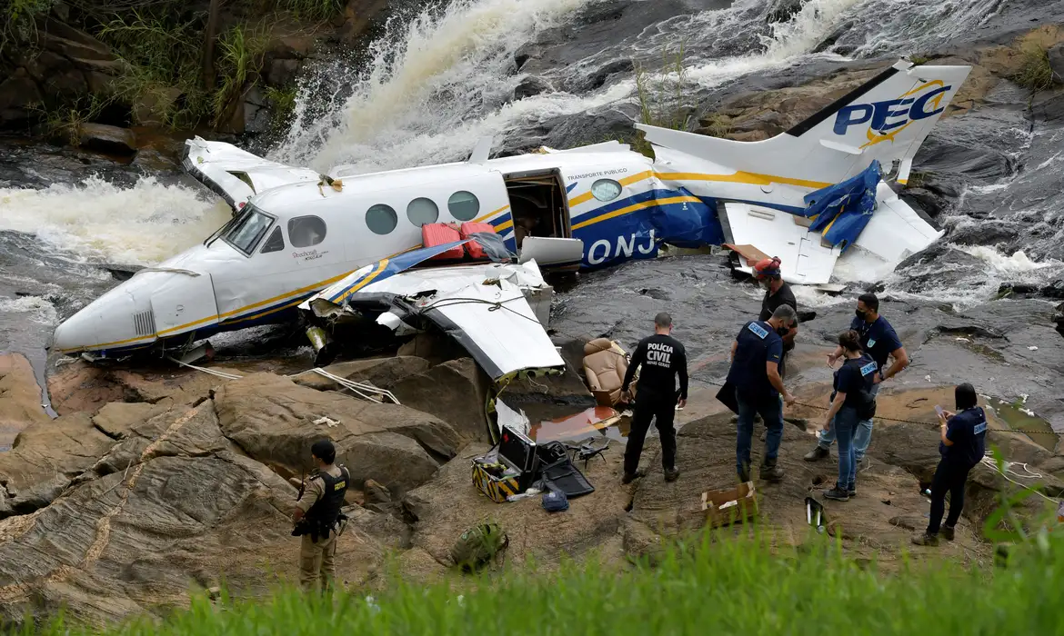 Aeronave que transportava Marilia Mendonça caiu em Minas Gerais | Reuters