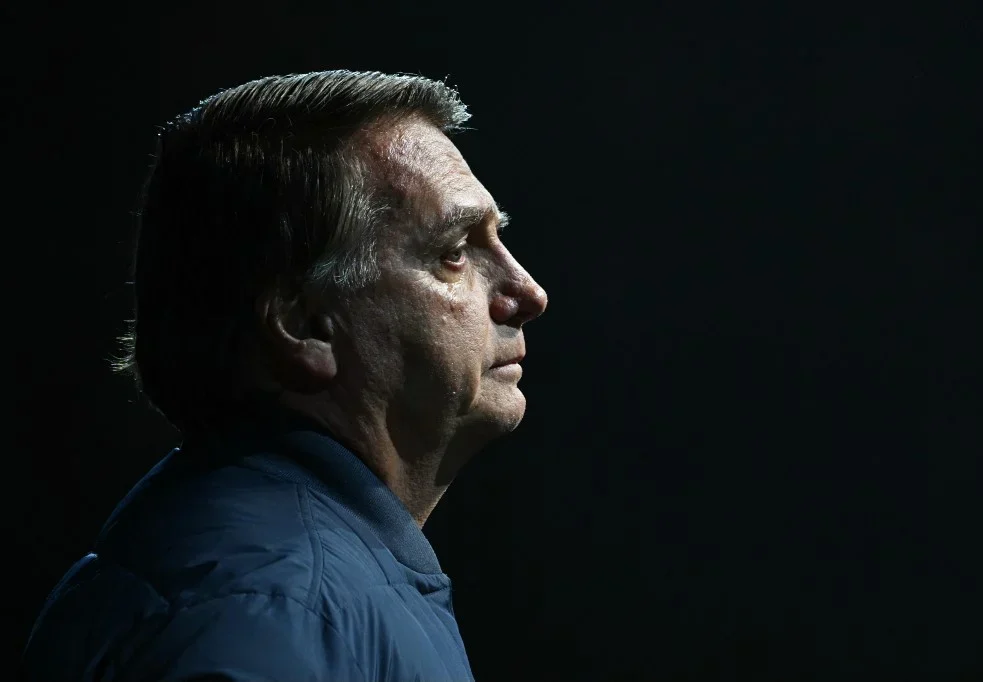 Bolsonaro alega perseguição e diz inquérito sobre tentativa de golpe é 'historinha'