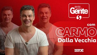 Carmo Dalla Vecchia relembra exposição da sexualidade, reflete sobre estigma de ‘galã’ e comenta experiência com barriga de aluguel