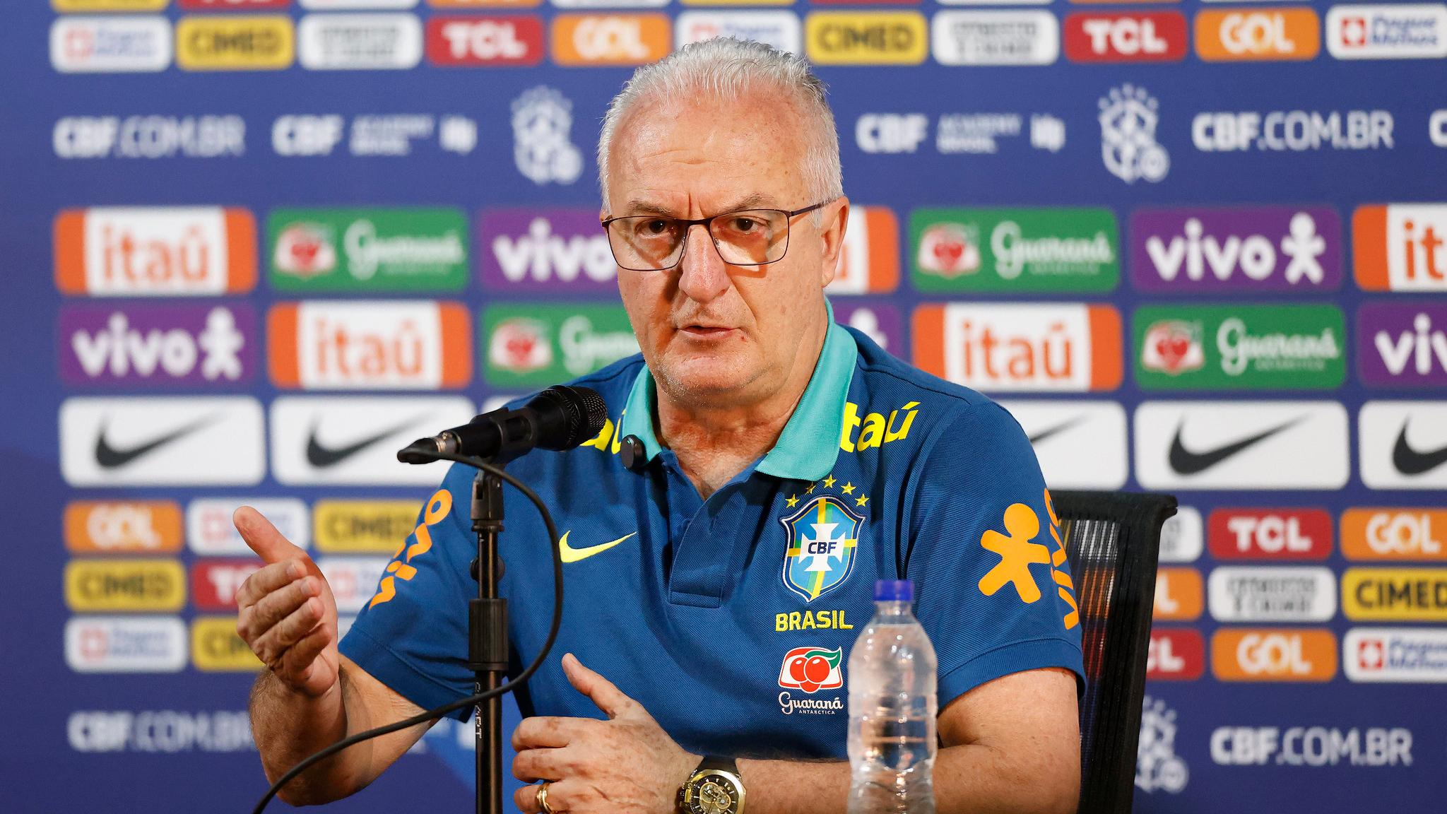 Dorival Jr. é o atual técnico da seleção brasileira