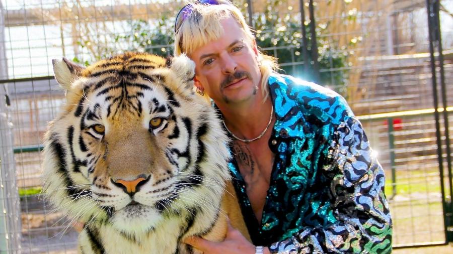 Joe Exotic faz sucesso pelo documentário 'A Máfia dos Tigres', da Netflix