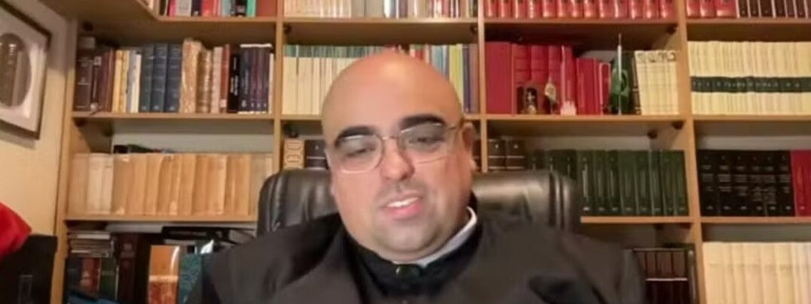 Padre indiciado pela PF por plano golpista tem quase meio milhão de seguidores nas redes sociais