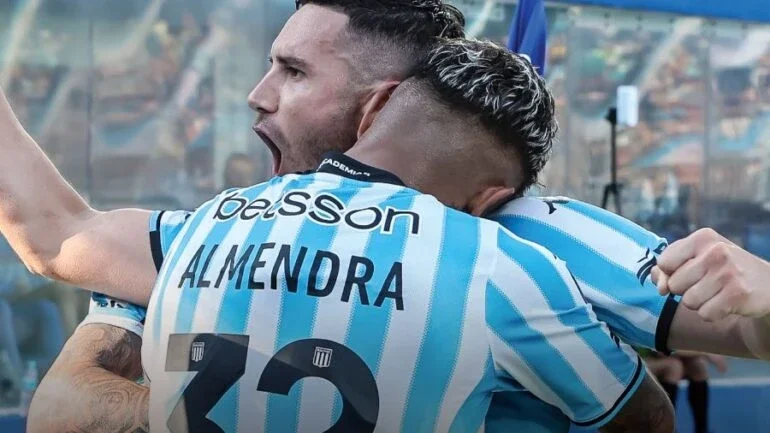 Cruzeiro paga por apatia no 1º tempo, e Racing conquista a Copa Sul-Americana