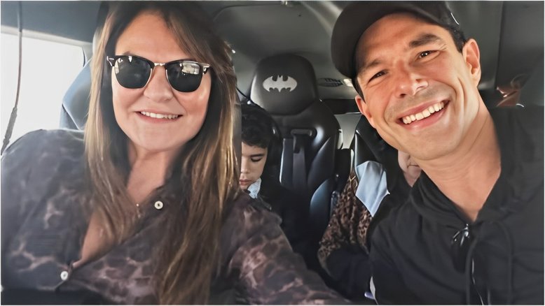Após receber alta de tratamento de câncer, mãe de Isis Valverde ganha carinho da atriz e de Marcus Buaiz