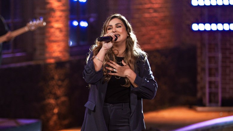 Em novo single, Bruna Olly reflete sobre uma vida além da superficialidade
