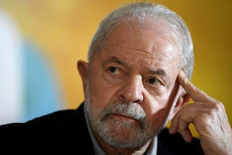 Lula passa por nova cirurgia na manhã desta quinta-feira