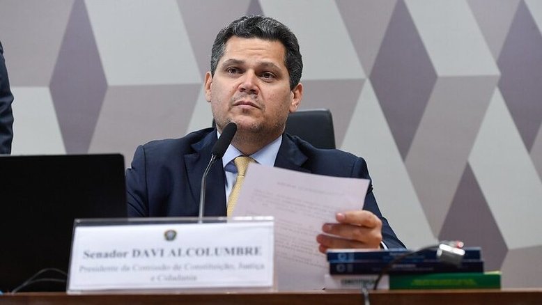 Senador Davi Alcolumbre (União-AP)