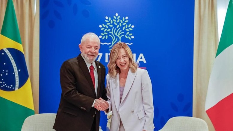 Lula e a primeira-ministra italiana, Giorgia Meloni