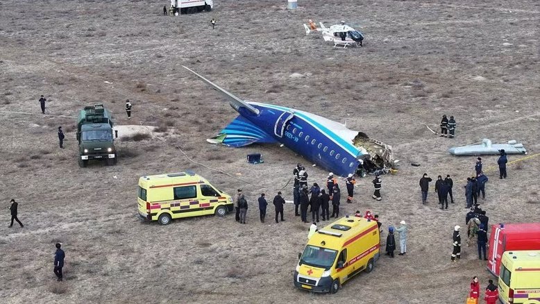 Avião fabricado pela Embraer caiu no Cazaquistão