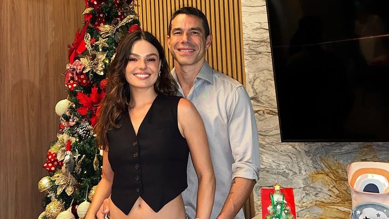 Casal resolveu oficializar o matrimônio no civil de maneira bastante reservada e discreta
