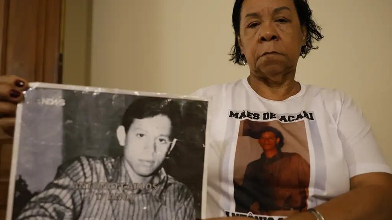 Chacina de Acari: parentes celebram condenação do Estado brasileiro