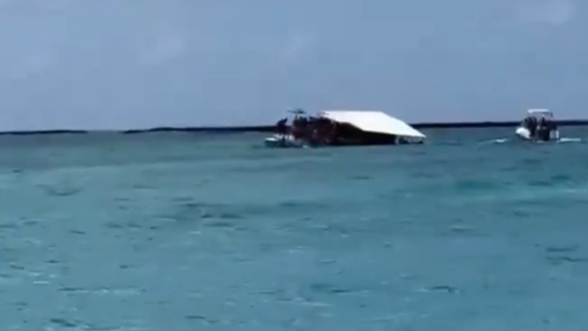 Acidente de catamarã deixa ao menos um morto em Maragogi, no Alagoas