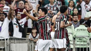 Fluminense se salva do rebaixamento após vencer o vice-campeão Palmeiras