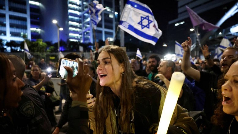 Manifestação em Tel Aviv pede libertação de reféns 7/12/2024 REUTERS/Stoyan Nenov