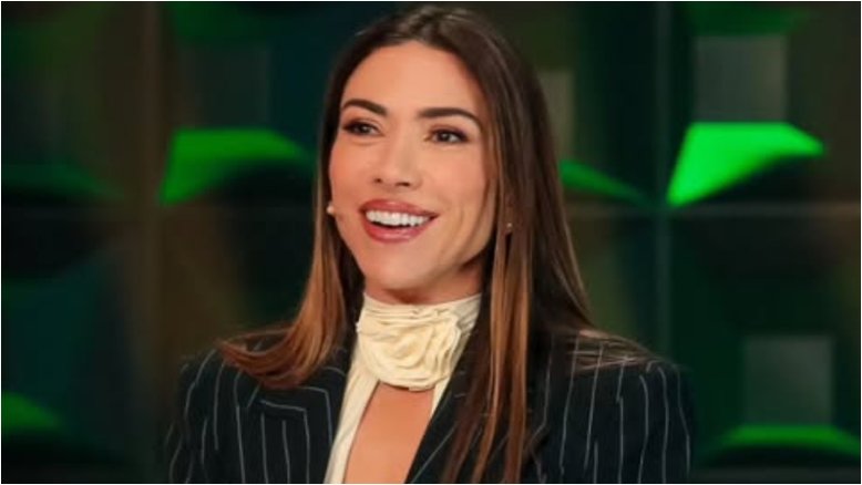 Patricia Abravanel chega à CCXP 2024 com camiseta em homenagem ao pai, Silvio Santos