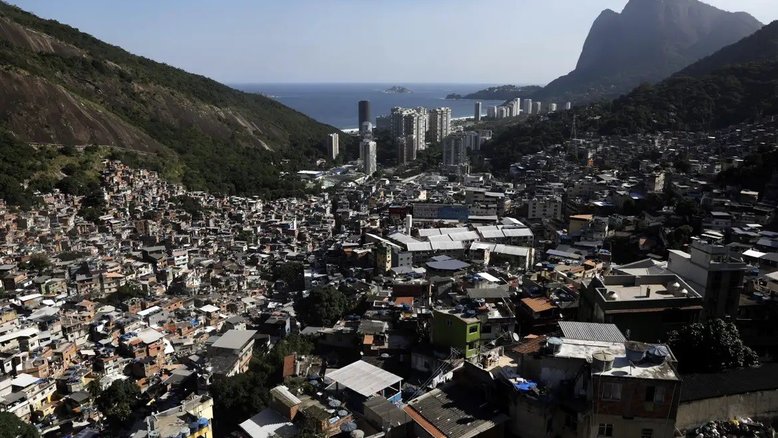 Operação policial na Rocinha deixa pelo menos um morto