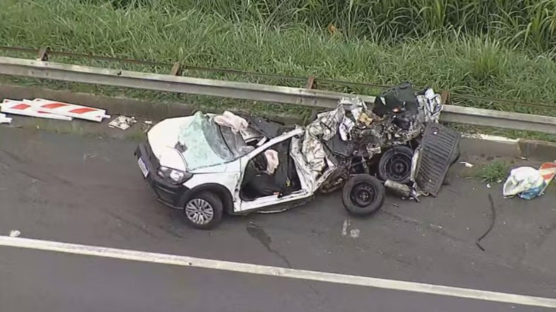 SP: acidente na Rodovia dos Bandeirantes deixa mortos e feridos