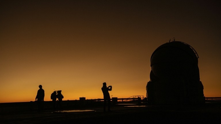 Astrônomos alertam sobre poluição luminosa de projeto energético perto de telescópios