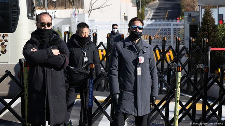 Coreia do Sul suspende execução de prisão de presidente deposto