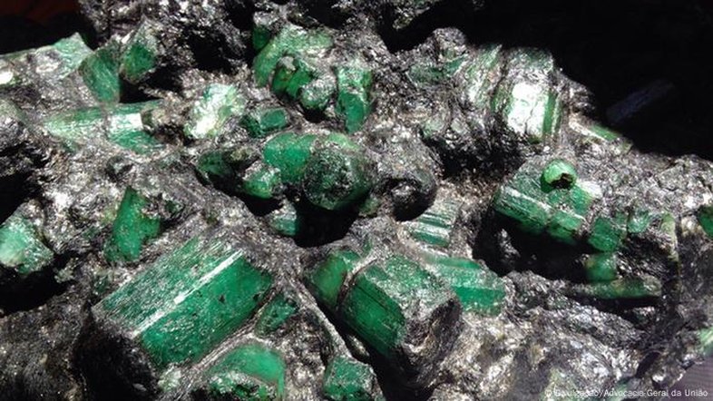 EUA formalizam devolução de esmeralda de R$ 6 bilhões ao Brasil