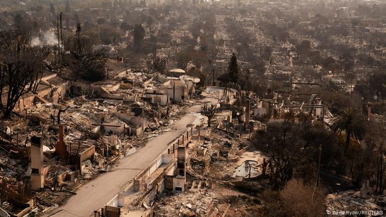Incêndios em Los Angeles podem ser desastre natural mais caro dos EUA
