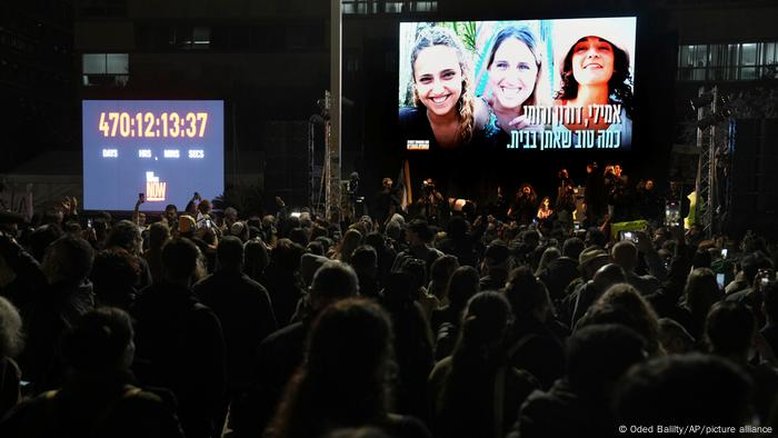 Reféns são libertadas pelo Hamas e estão com saúde 'estável'