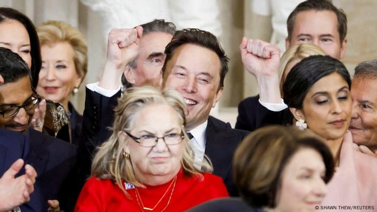 Poder ou dinheiro? O que Musk busca ao se aliar a Trump?