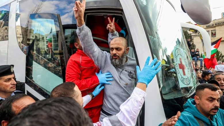 Hamas denuncia proposta de Trump de 'limpar' a Faixa de Gaza