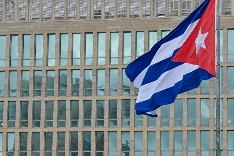 Mais Médicos na mira de Trump? Por que EUA revogaram vistos de ex-membros do programa