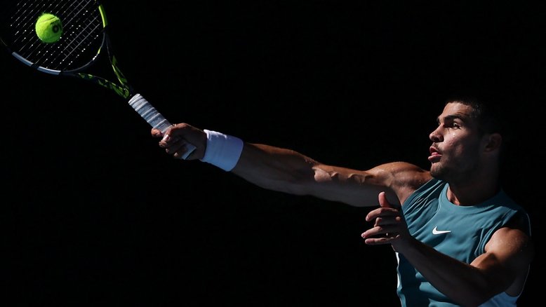 Adrian DENNIS / AFP