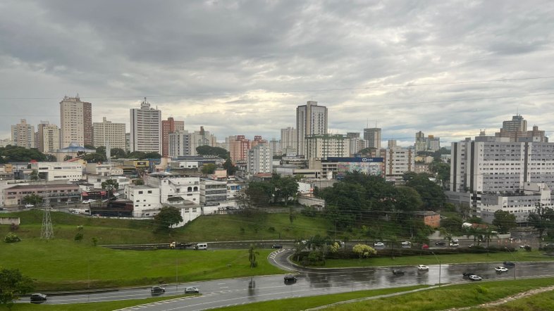 Céu carregado em São José dos Campos