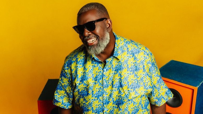 Péricles anuncia Thiaguinho, Seu Jorge e Maria Rita no 'Pagode do Pericão'