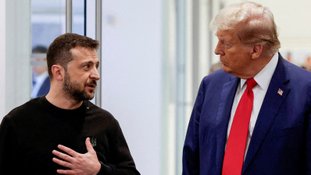 Presidente da Ucrânia, Volodymyr Zelenskiy, e presidente eleito dos EUA, Donald Trump, durante encontro em Nova York