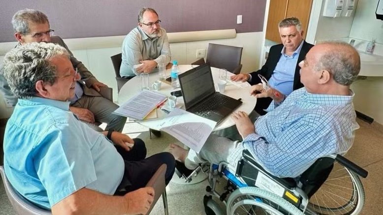 Prefeito de BH, Fuad Noman é internado com insuficiência respiratória aguda