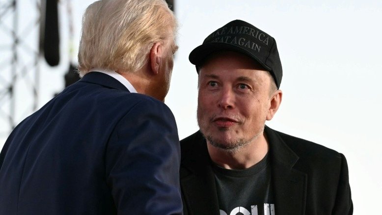 Juiz restabelece plano de Trump para funcionários