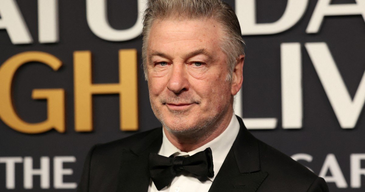 Alec Baldwin enfrentará julgamento civil sobre disparo em set de ‘Rust’