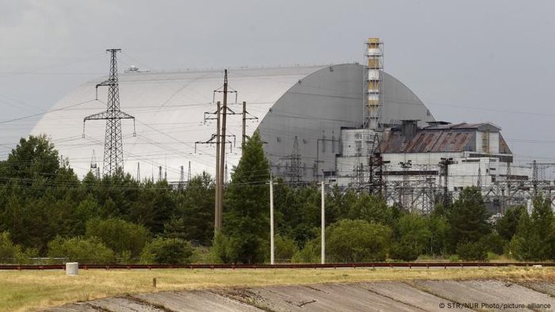 Ucrânia acusa Rússia de atingir usina nuclear de Tchernobil