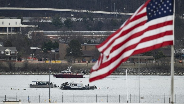Helicóptero de acidente aéreo em Washington informou dados divergentes, segundo investigação