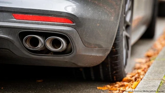 Rússia estaria por trás de sabotagem em série a carros na Alemanha