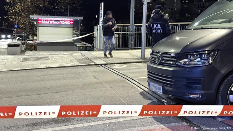 Adolescente morre em ataque com faca na Áustria