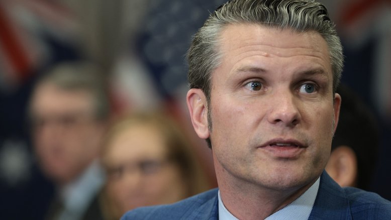 O chefe do Pentágono, Pete Hegseth; EUA; Irã; Estados Unidos; EUA