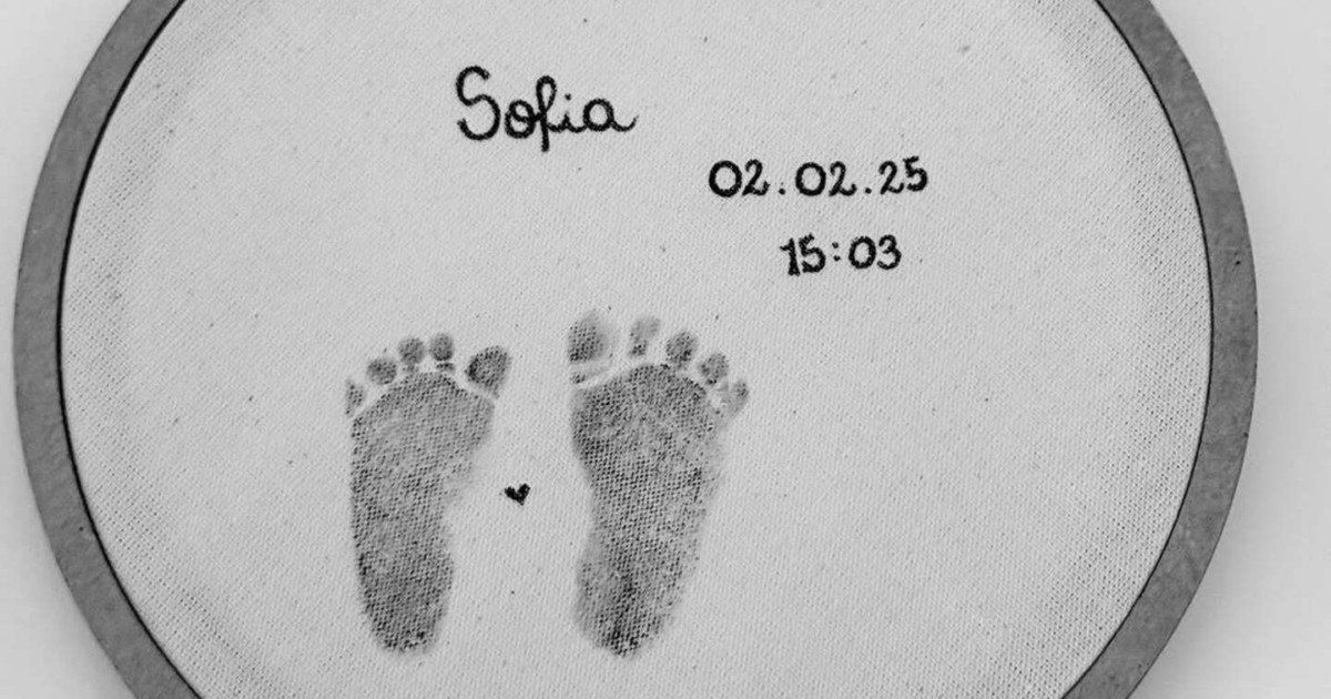 Lexa anuncia morte da primeira filha, Sofia, pelas redes sociais