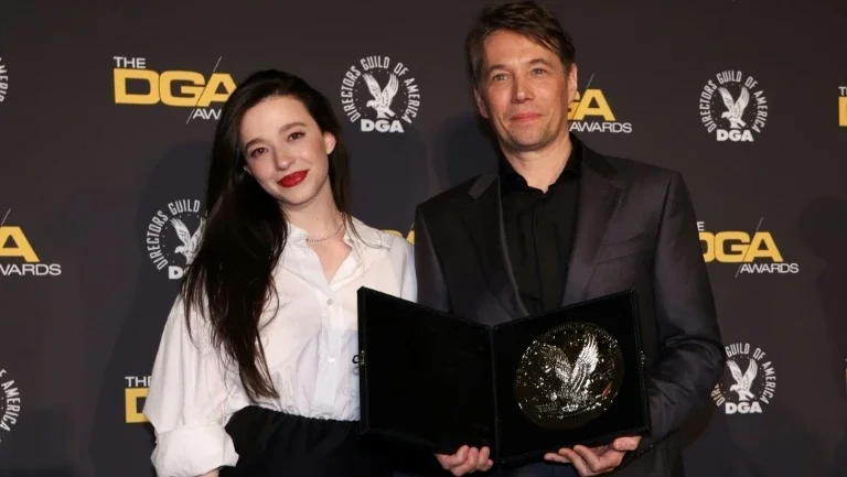 Após vencer o Oscar por ‘Anora’, Mikey Madison aposta em filme surrealista