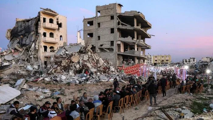 Gaza vive crise total enquanto Israel e Hamas discutem trégua