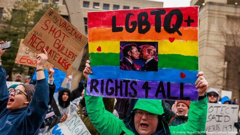 Por que a cultura woke é alvo de críticas