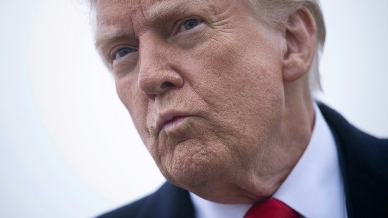 Suprema Corte repreende Trump por pedir destituição de juiz