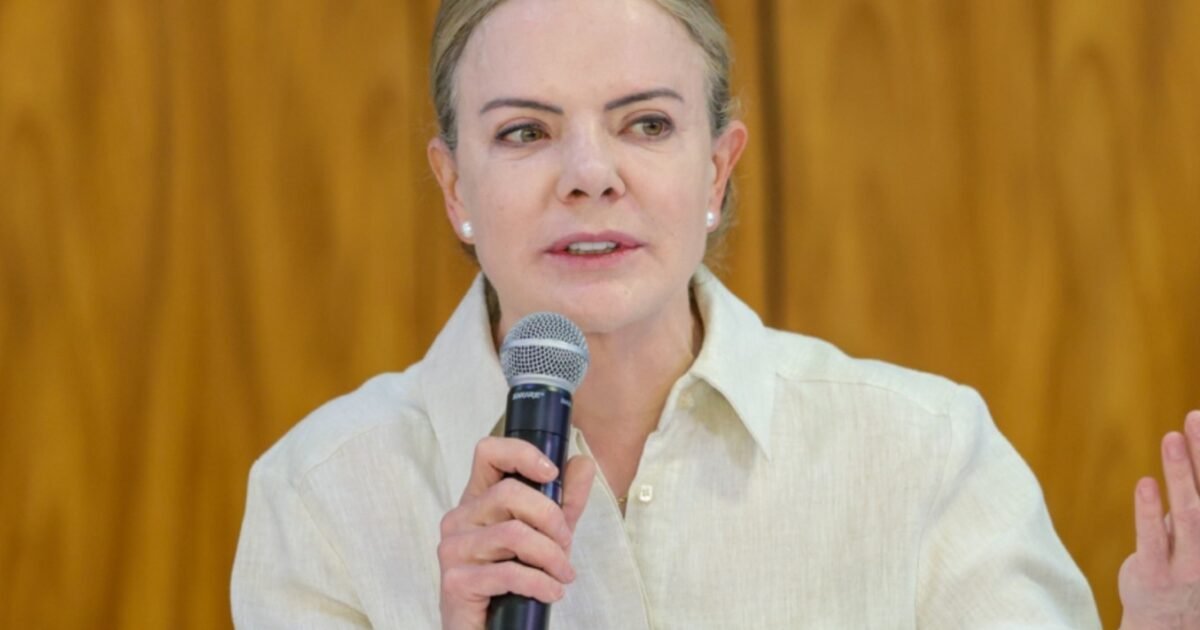 Gleisi Detona Derrubada de Vetos: Lula Sofre Derrota e Meio Ambiente em Risco!