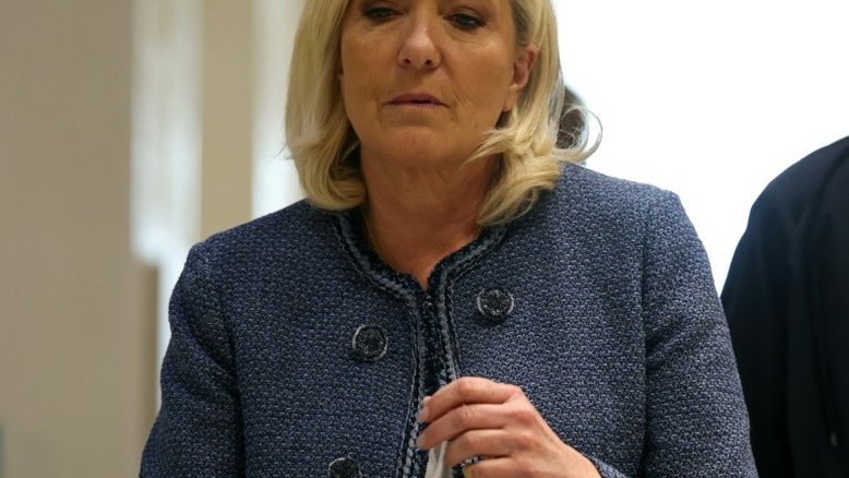 Justiça compromete candidatura de Marine Le Pen à Presidência da França em 2027